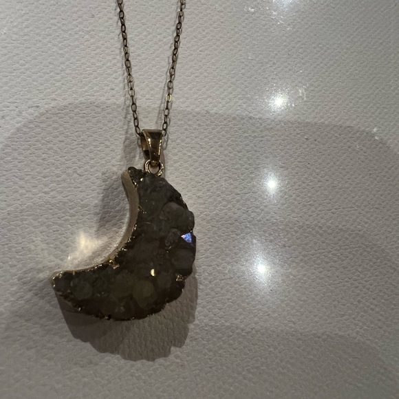 Worn once - Picture 2 of 2